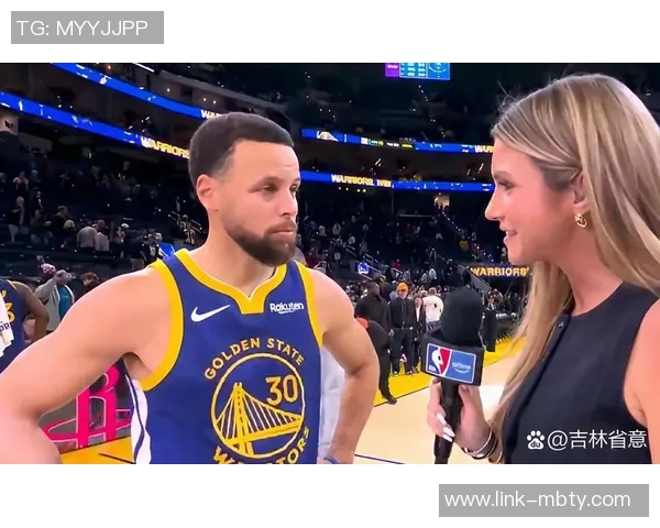 戴尔库里调侃巴特勒演技夸张引发裁判关注的幽默时刻